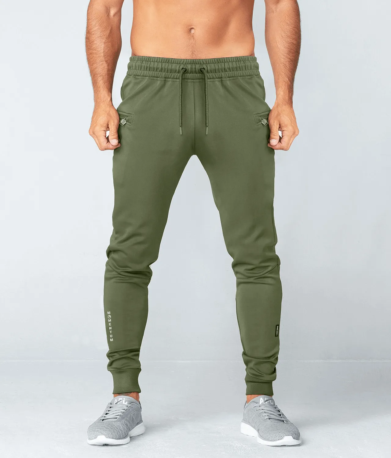 8500 . Momentum Regular-Fit Jogger - Military Green