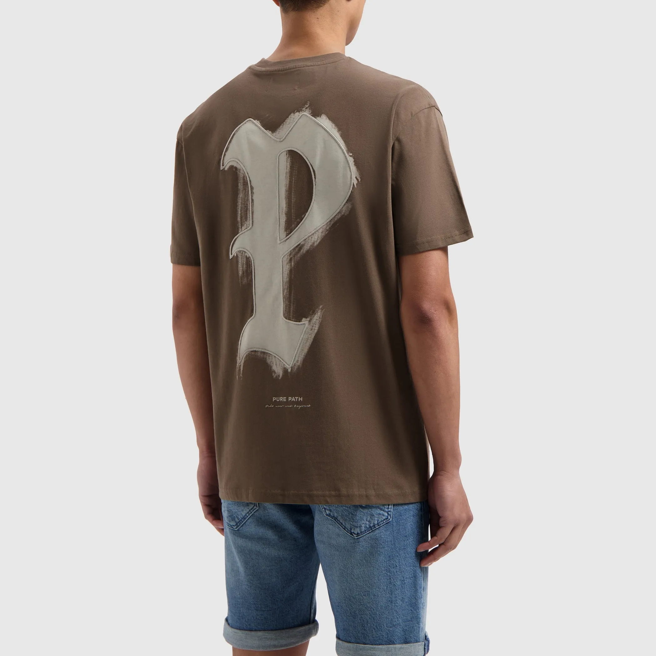 Brushstroke Initial T-shirt | Brown