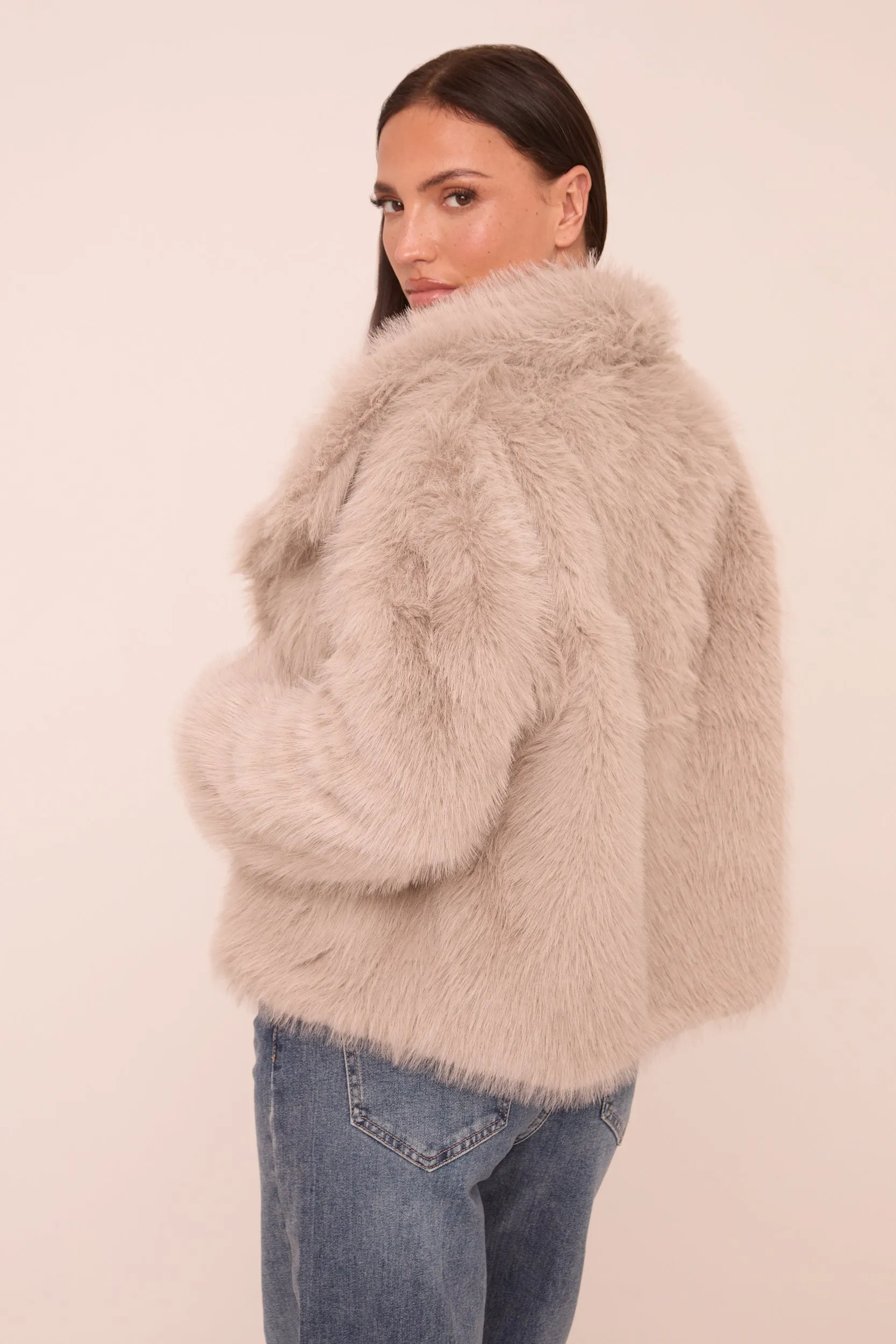 Grey Faux Fur Long Sleeves Oversized Cropped Jacket - Inaya