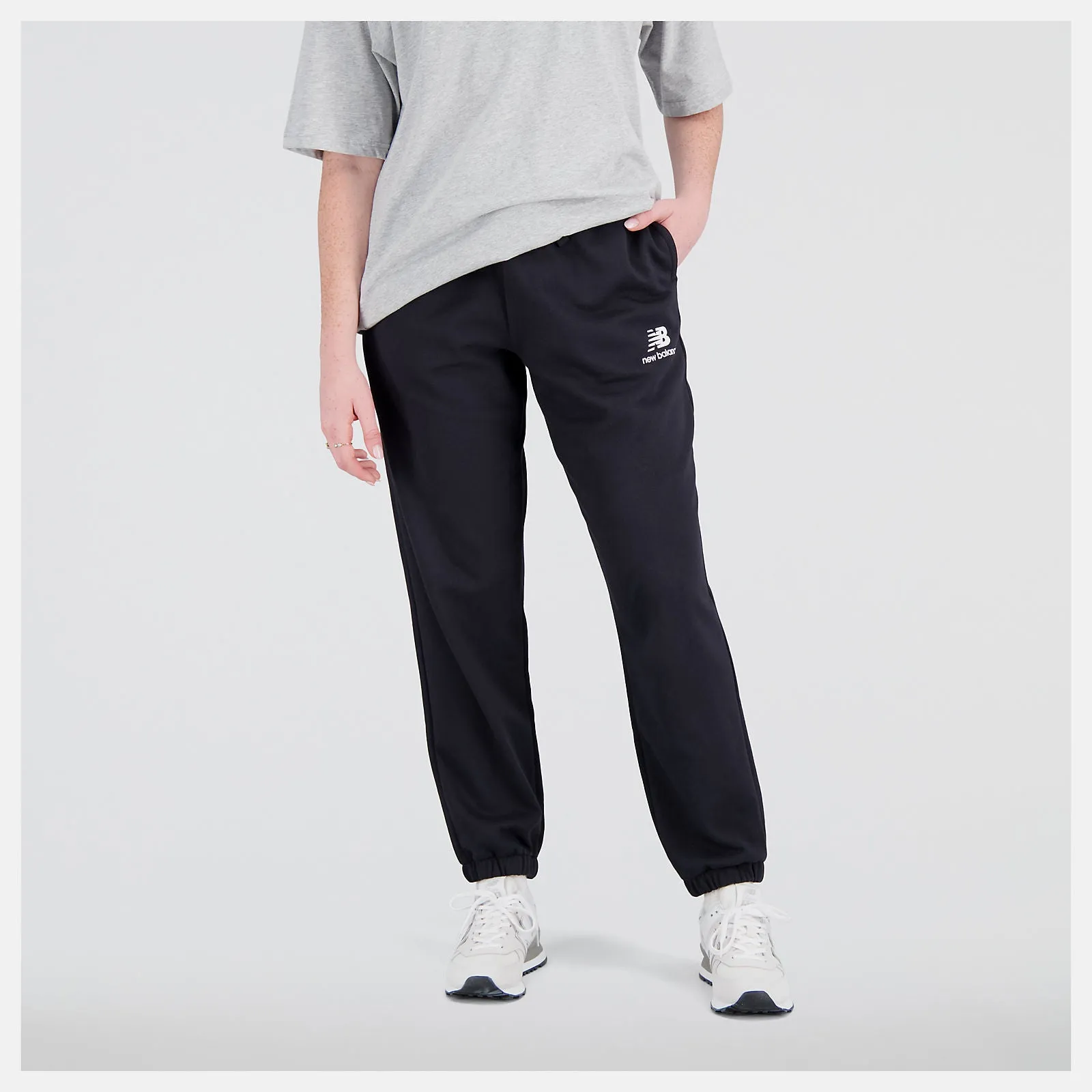 New Balance Essentials Stacked Logo French Terry Trackpant - Womens - Black